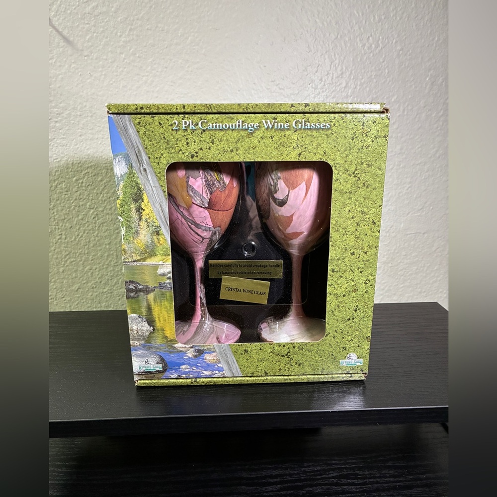 Rivers Edge 8 Ounce Fall Transition Pink Camouflage Crystal Wine Glasses Set 2